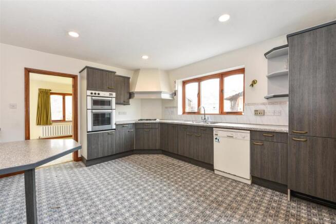 Kitchen/Breakfast Room