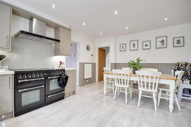 Kitchen / breakfast room