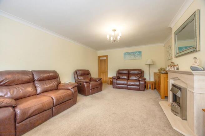 3 bed Detached Bungalow for sale Image 7