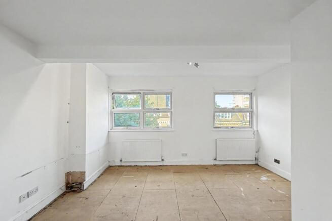 37G St Julians Road, London NW6 7LB