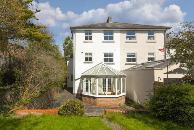 (Rightmove)  (24 of 26).jpg