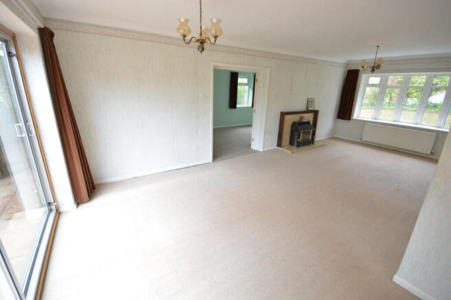 SITTING ROOM