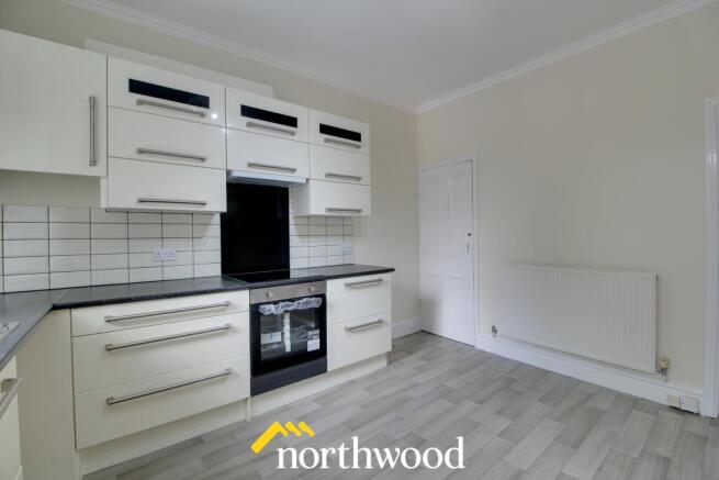 2 bed Terraced to rent Image 9