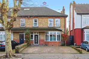76, Park Avenue, Enfield EN1 2HW