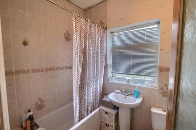 3 bed Terraced for sale Image 9