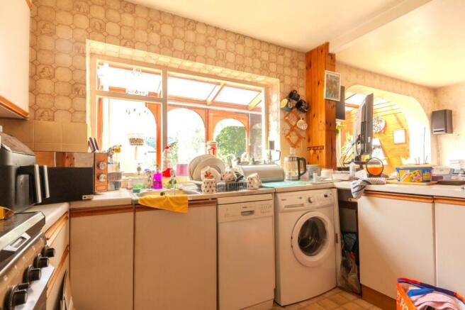 3 bed Semi-Detached for sale Image 9