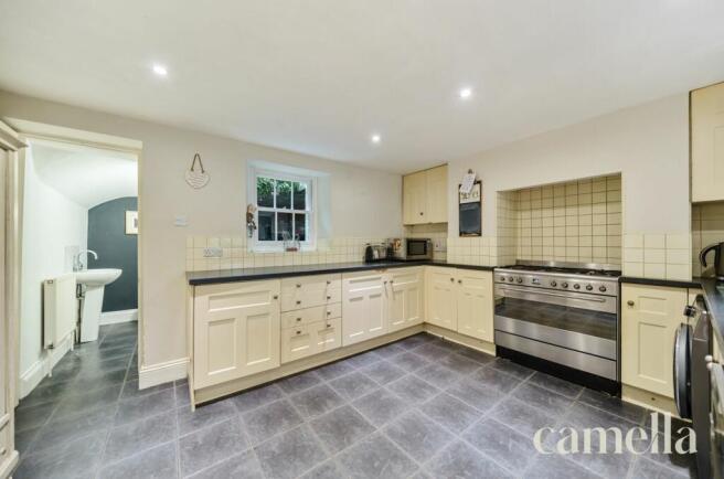 Kitchen/Dining Area