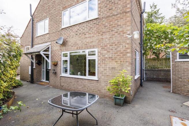 4 bed End of Terrace for sale Image 8