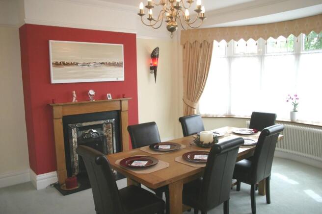 Dining room pic 2