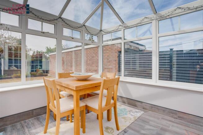 3 bed Detached for sale Image 9