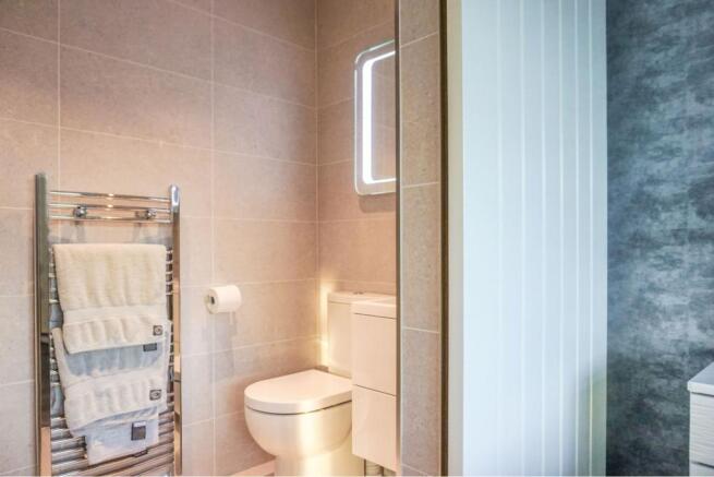 Master En-suite
