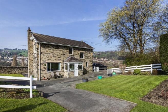 3 bed Barn Conversion for sale Image 6