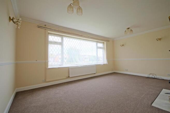 Lounge / Dining Room
