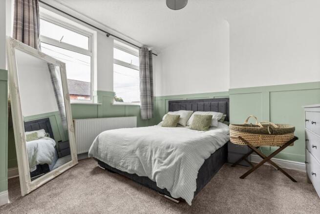 3 bed Terraced for sale Image 4
