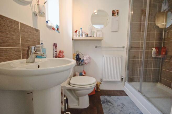 Ensuite Shower...