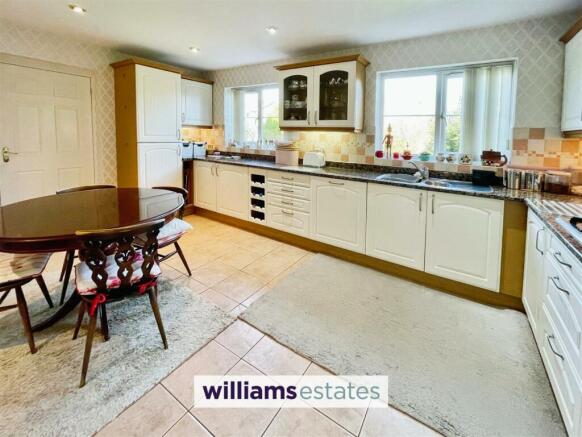 Kitchen/ Diner