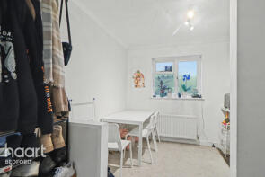 Flat 3, 75 Beech Court, Bromham Road, Bedford MK40 2DE