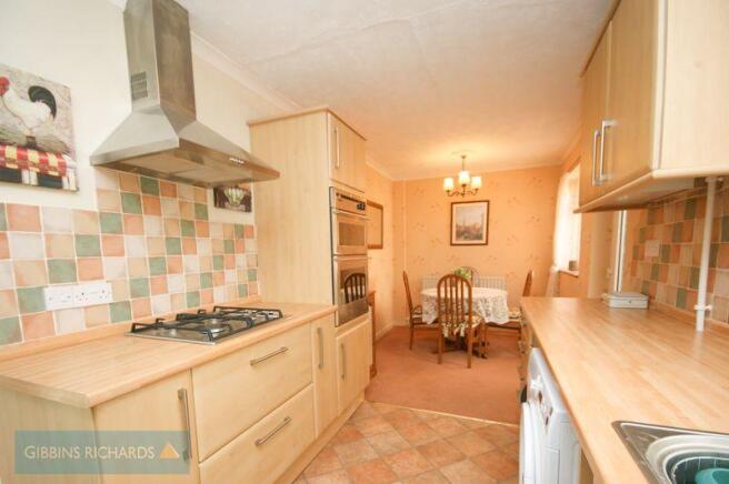 kitchen/dining...