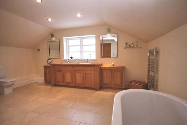 En-suite Bathroom