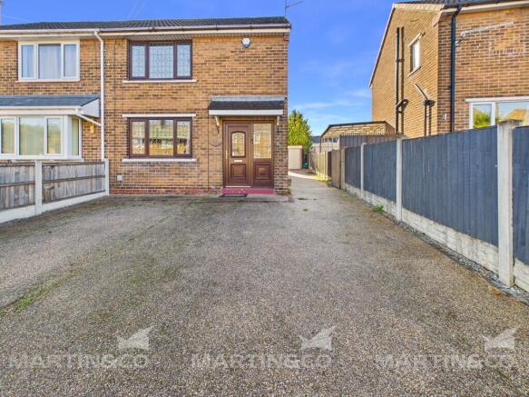 3-bed semi-detached on Park Drive , Campsall, £175,000