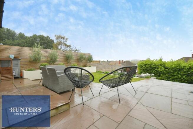 REAR GARDEN 01.jpg