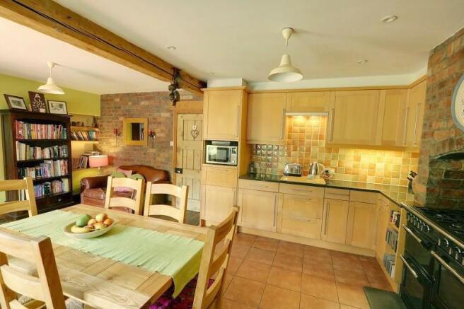 Kitchen/Dining Room