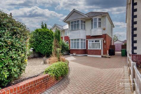 Dorchester Road, Oakdale, Poole