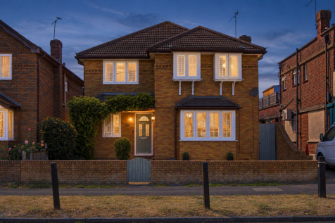 Furtherwick Road, Canvey Island, SS8
