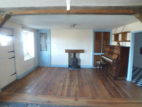 Photo 2