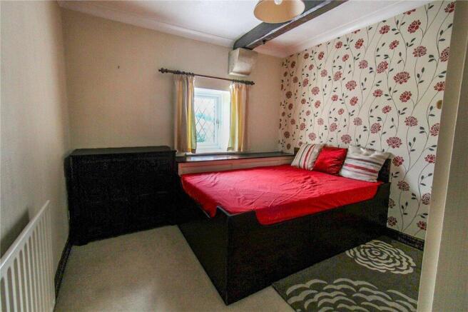 4 bed Barn Conversion for sale Image 11