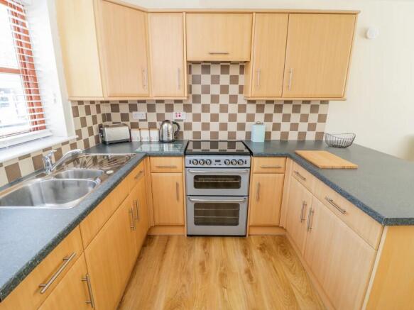 3 bed End of Terrace for sale Image 6