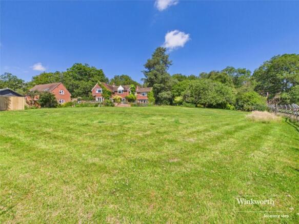 Crookham Common, Thatcham, Berkshire, RG19 photo 4
