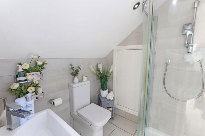 3 bed Semi-Detached for sale Image 9
