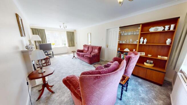 4 bed Detached for sale Image 7