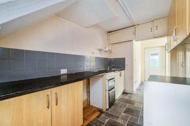 3 bed Town House for sale Image 7