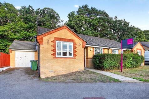 Napier Close, Crowthorne, Berkshire, RG45