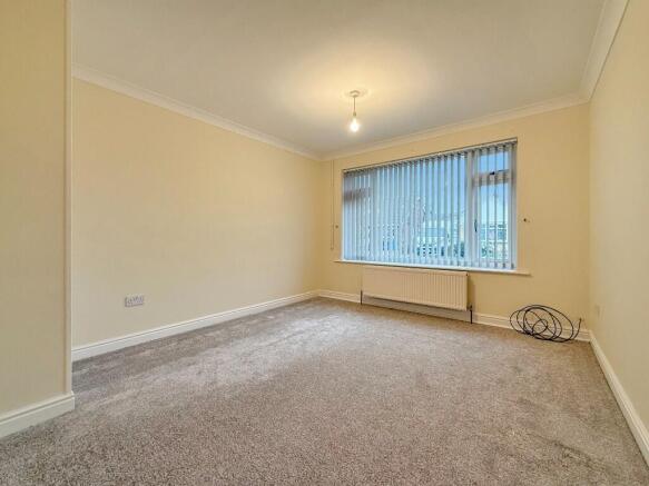 2 bed Semi-Detached Bungalow for sale Image 8