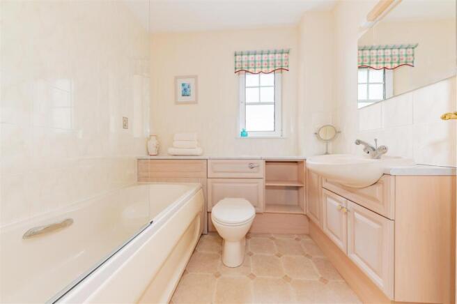 30 Lawers Road Panmurefield-17.JPG