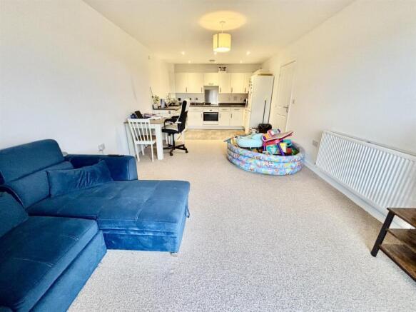 Lounge/Diner/Kitchen