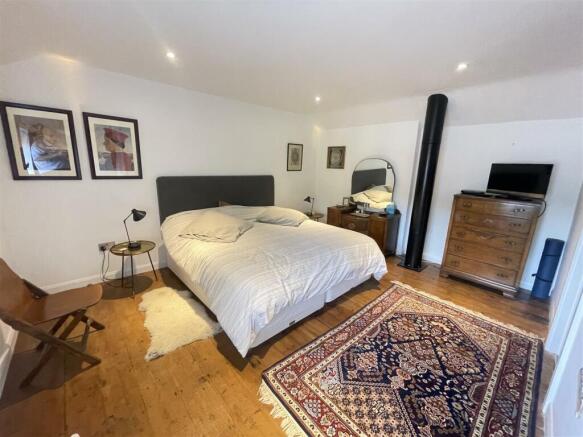 bed1.JPG