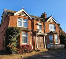 Flat 1, Bon Accord, London Road, Chalfont St Giles HP8 4NN