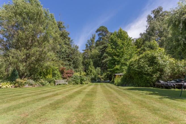 Large private gardens