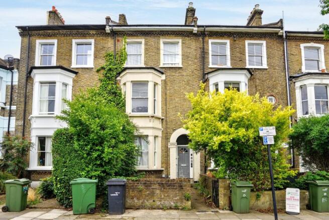 Flat B, 116 Hinton Road, Herne Hill, London, SE24 0HU