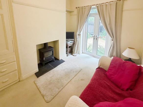 5 bed Semi-Detached for sale Image 8