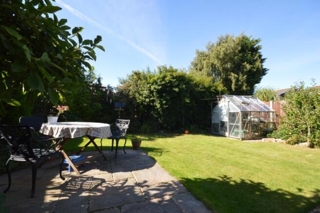 Buckingham Drive, Byram (1)Garden