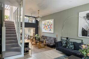 Flat B, 1a, Dunworth Mews, London W11 1LE