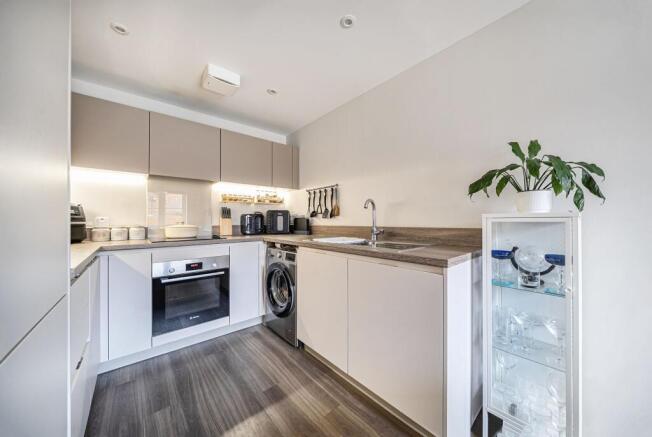 Kitchen/Dining Room (1)