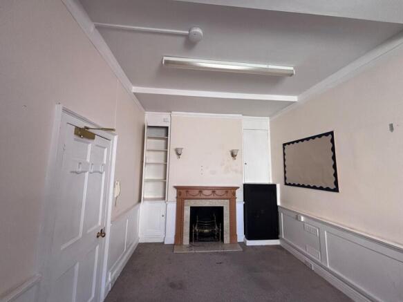 3 College Green 5874.jpeg