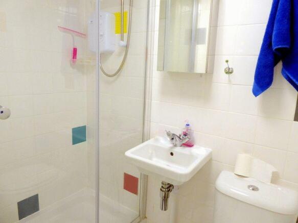 EN-SUITE TO AN...