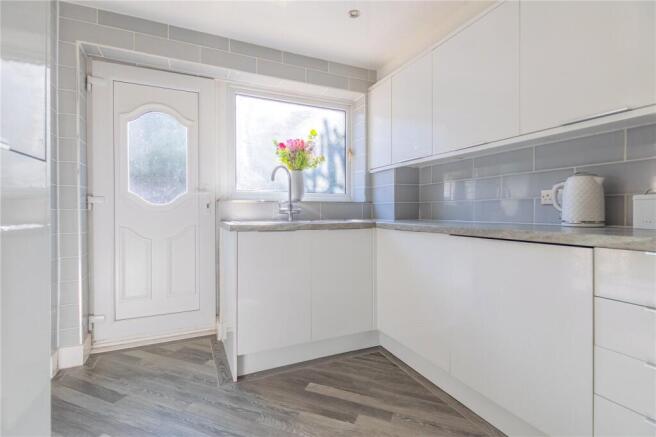 3 bed Semi-Detached for sale Image 10